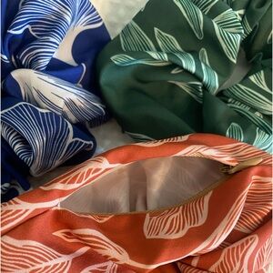 Travel Scrunchies - Hidden Zipper purch! PERFECT FOR TRAVEL!!  3 Assorted Colors